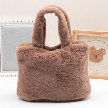 秋冬新作 フェイクファーバッグ ファートートバッグ 触り心地滑らか ふわふわファーバッグ Size約13×20×30cm